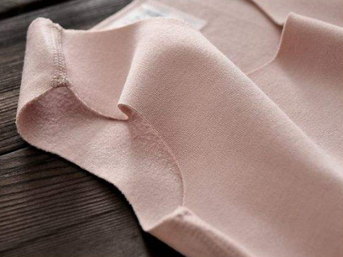 德絨是什么<a href=http://m.5ball.cn/ target='_blank'>面料</a>？德絨面料的特點(diǎn)有哪些？