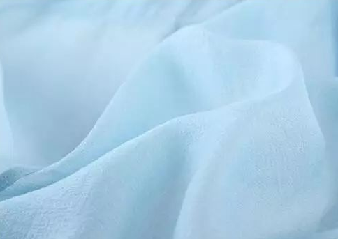 錦綸<a href=http://m.5ball.cn/ target='_blank'>面料</a>優(yōu)缺點(diǎn)