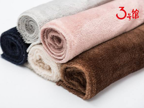 絨布是什么<a href=http://m.5ball.cn/ target='_blank'>面料</a>？絨布優(yōu)缺點(diǎn)有哪些？